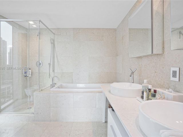 Apartment for rent  Unit #1913 - photo 7510724