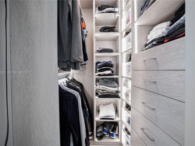 Apartment for rent  Unit #1913 - photo 7510726