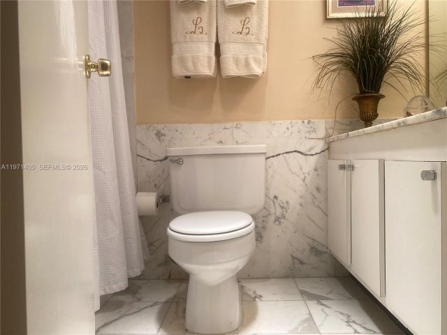 Apartment for rent  Unit #204 - photo 7491080