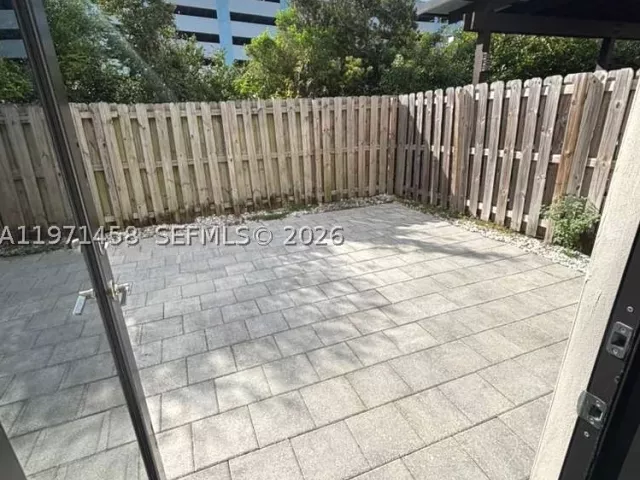 4-bedroom home for rent in Doral - 8058 NW 105th Ct - MondialRealty