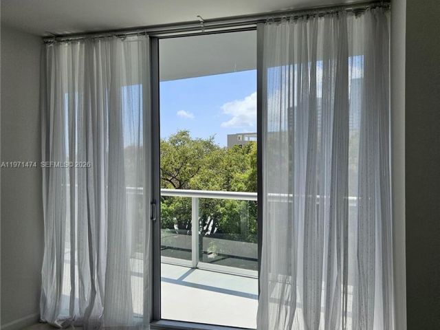 Apartment for rent  Unit #509 - photo 7533957