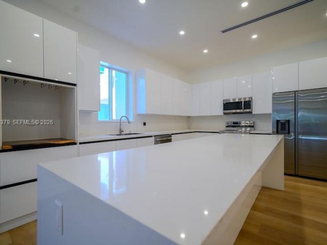 Home for sale at 112 NW 24th Ct - photo 7515392