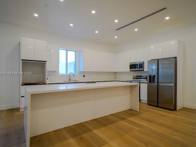 Home for sale at 112 NW 24th Ct - photo 7515397