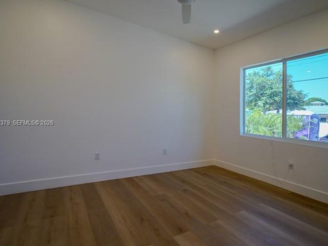 Home for sale at 112 NW 24th Ct - photo 7515404