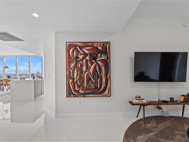 Apartment for sale  Unit #3107 - photo 7491332