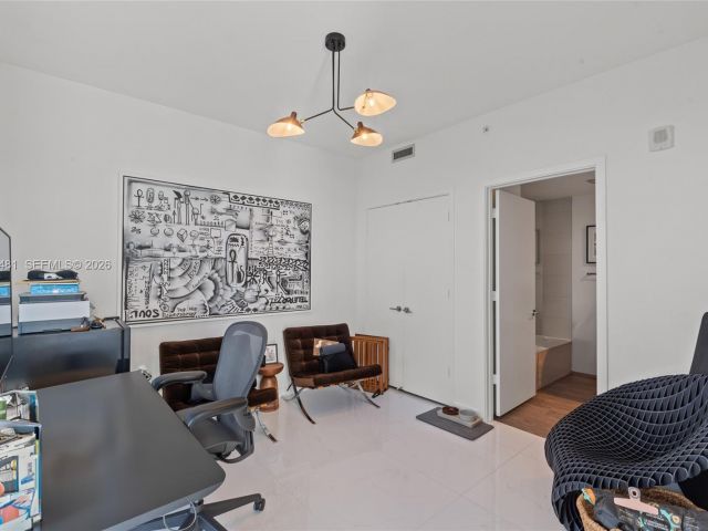 Apartment for sale  Unit #3107 - photo 7491333