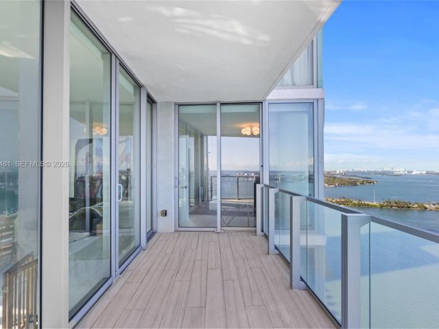 Apartment for sale  Unit #3107 - photo 7491336