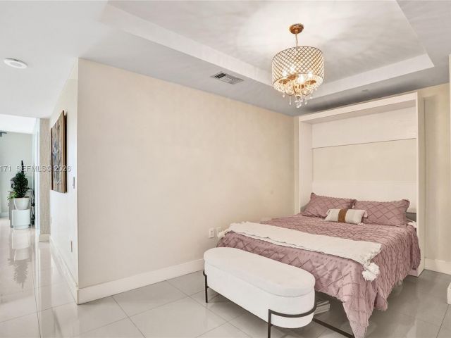 Apartment for sale  Unit #4004 - photo 7508330