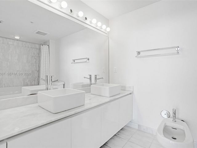 Apartment for sale  Unit #1908 - photo 7491625