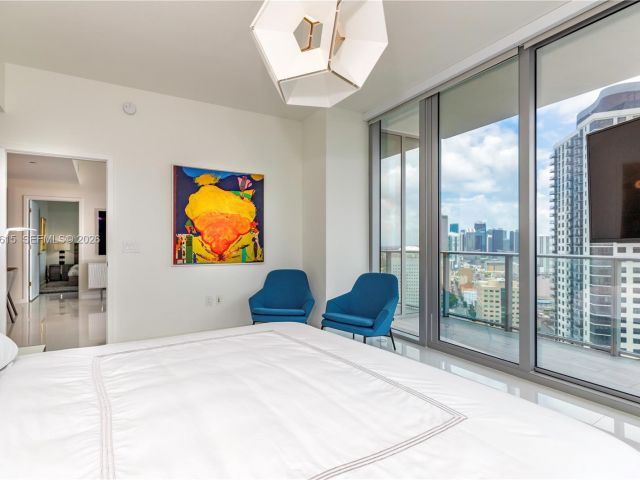 Apartment for rent  Unit #2812 - photo 7488049