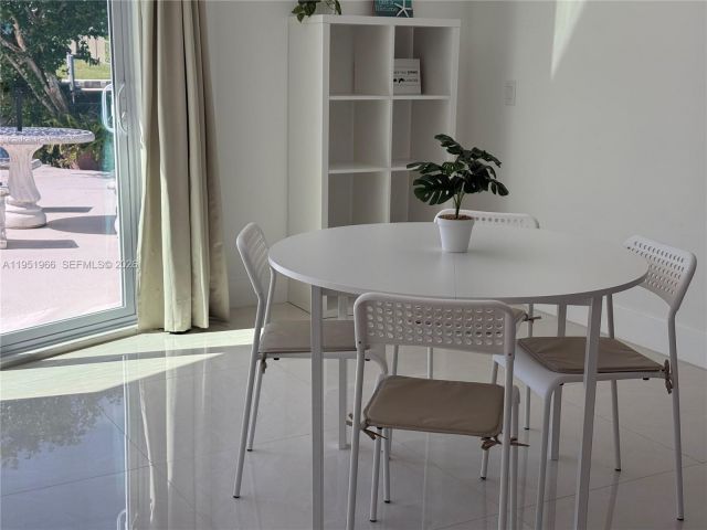 Home for sale at 411 SE 6th Ave - photo 7478816