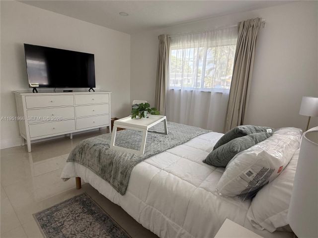 Home for sale at 411 SE 6th Ave - photo 7478821