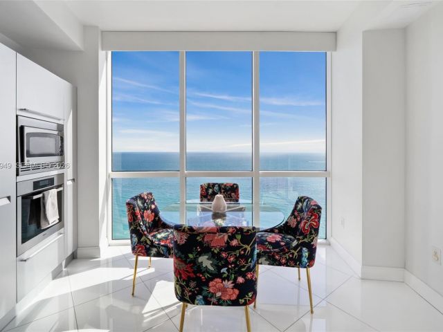 Apartment for sale  Unit #4709 - photo 7496652