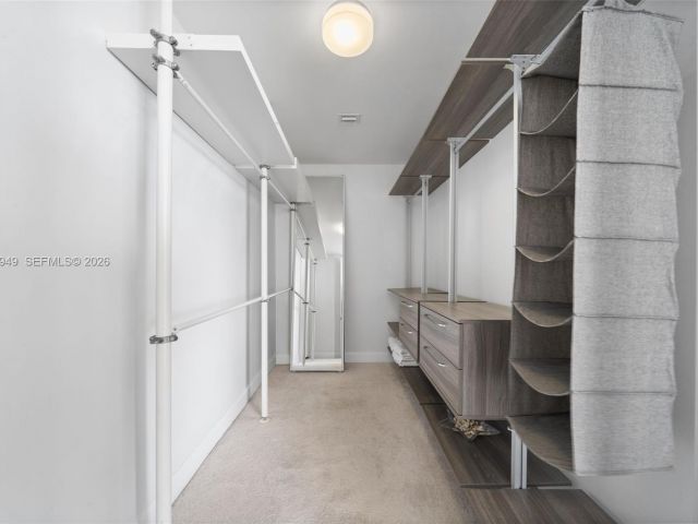 Apartment for sale  Unit #4709 - photo 7496660