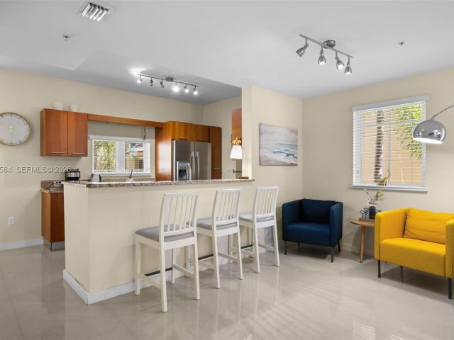 Home for rent at 18413 NE 27th Ct 18413 - photo 7476370