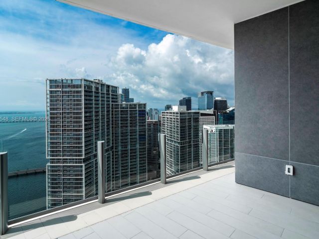 Apartment for rent  Unit #5005 - photo 7509479