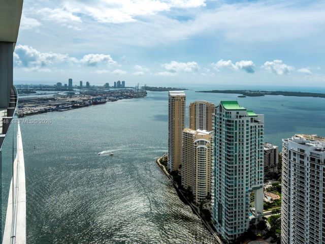 Apartment for rent  Unit #5005 - photo 7509481