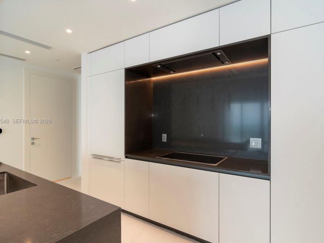 Apartment for rent  Unit #5005 - photo 7509492