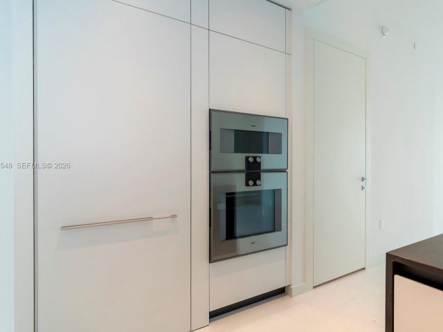 Apartment for rent  Unit #5005 - photo 7509494