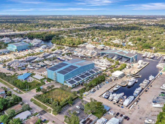 Home for rent at 1427 SW 23rd St 1427 - photo 7483200