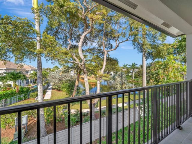 Home for rent at 1427 SW 23rd St 1427 - photo 7483202