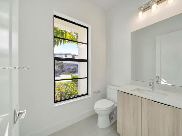 Home for rent at 1427 SW 23rd St 1427 - photo 7483207