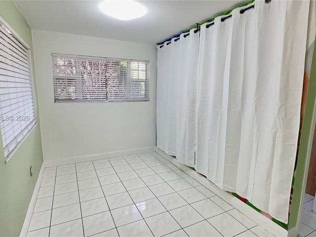 Home for rent at 110 NW 198th St - photo 7480406