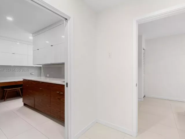 4-bedroom home for rent in Hollywood - 1525 Diplomat Pkwy - MondialRealty