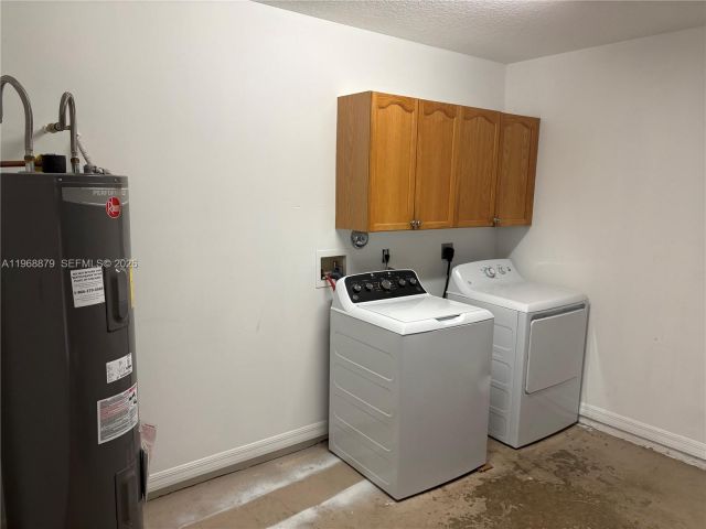 4-bedroom home for rent in West Palm Beach - 3836 Dove Landing Rd - MondialRealty