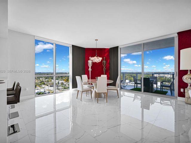 Apartment for rent  Unit #1701 - photo 7503664