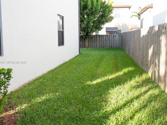 4-bedroom home for rent in Homestead - 25216 SW 118th Ave - MondialRealty