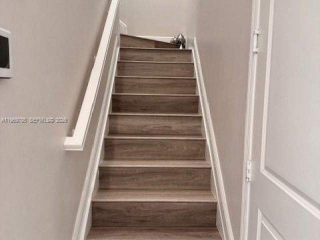 Home for sale at 4342 Lago Dr - photo 7478769