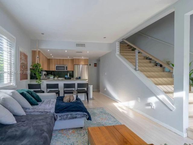 Home for sale at 1061 Michigan Ave 4 - photo 7516039