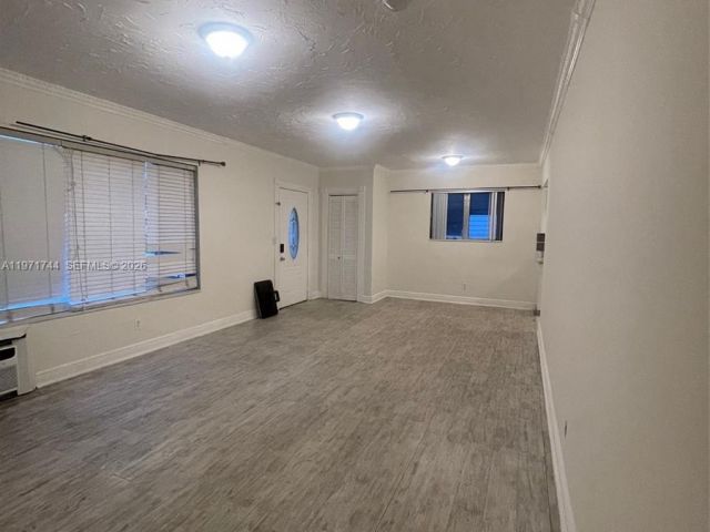 Home for rent at 121 NE 169th Ter - photo 7481316