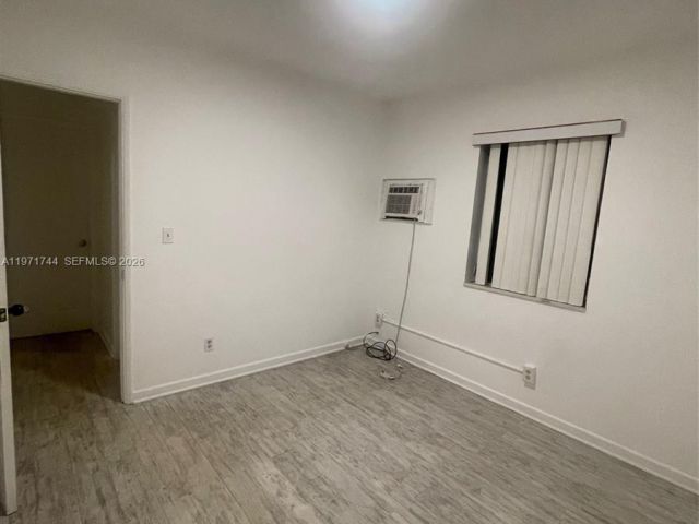 Home for rent at 121 NE 169th Ter - photo 7481317