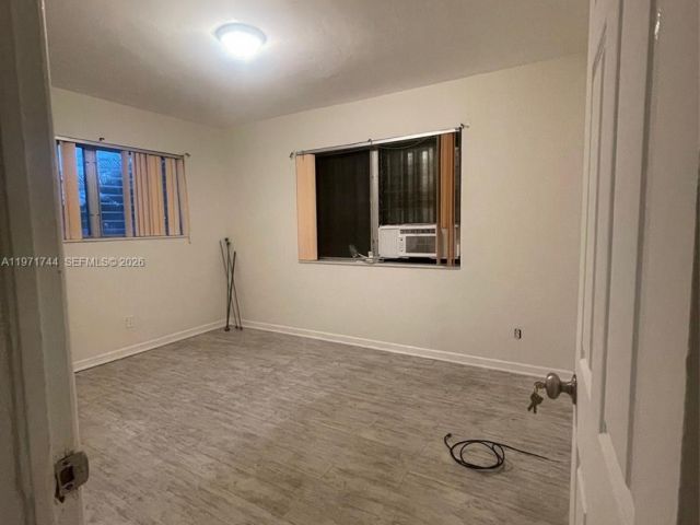 Home for rent at 121 NE 169th Ter - photo 7481320