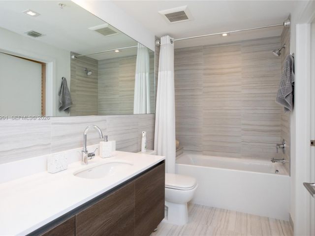 Apartment for sale  Unit #719 - photo 7476060