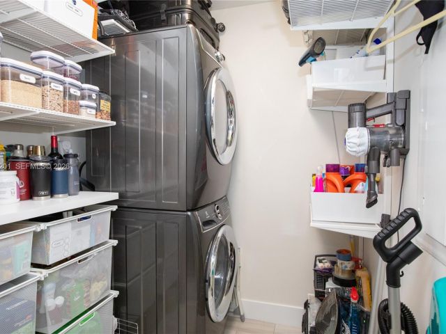 Apartment for sale  Unit #719 - photo 7476064