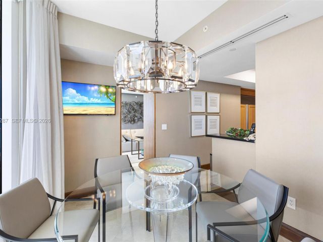 Apartment for rent  Unit #2402 - photo 7497904