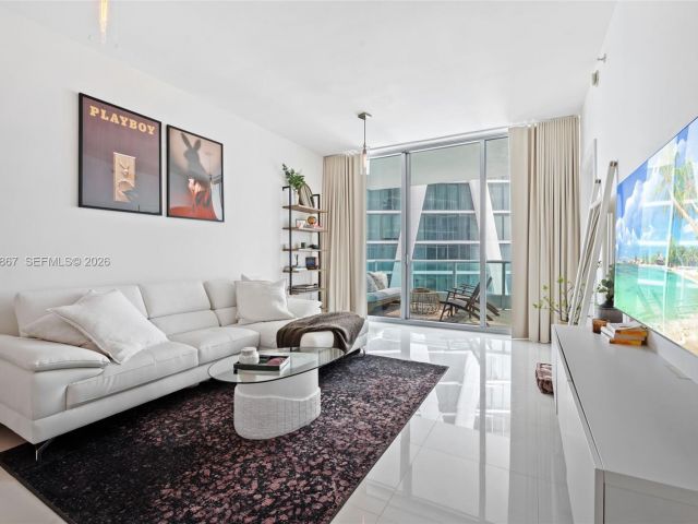 Apartment for sale  Unit #3110 - photo 7467312