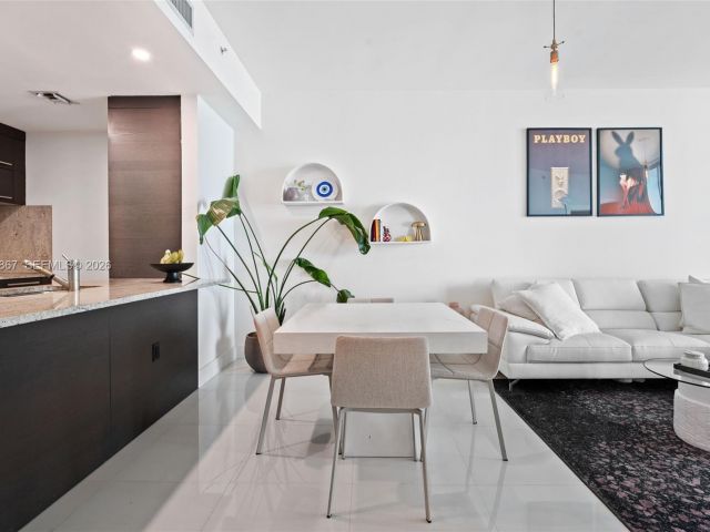 Apartment for sale  Unit #3110 - photo 7467317