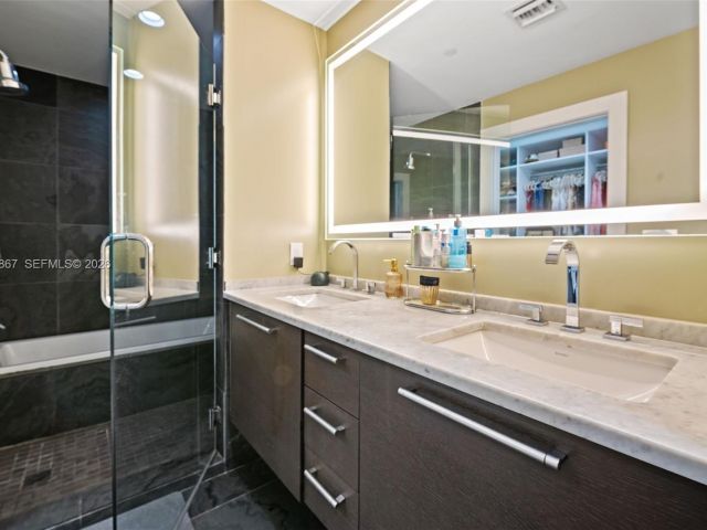 Apartment for sale  Unit #3110 - photo 7467328