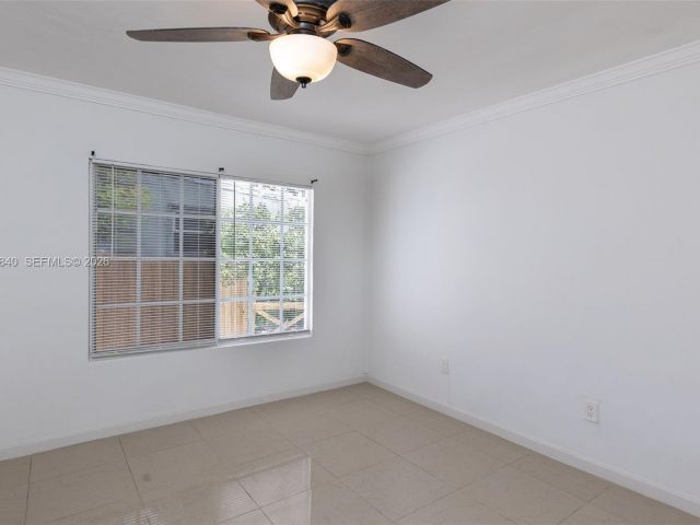 Home for sale at 132 SW 2nd Ave - photo 7462395