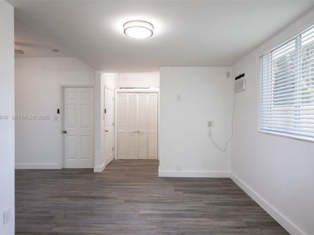 Home for sale at 132 SW 2nd Ave - photo 7462400