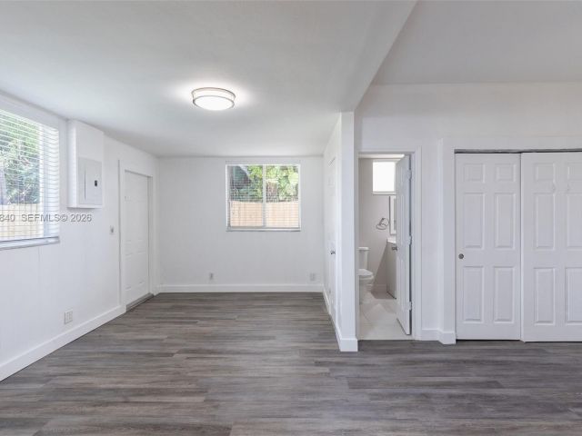 Home for sale at 132 SW 2nd Ave - photo 7462401