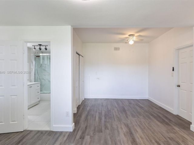 Home for sale at 132 SW 2nd Ave - photo 7462403