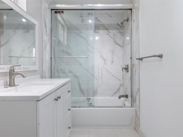 Home for sale at 132 SW 2nd Ave - photo 7462404