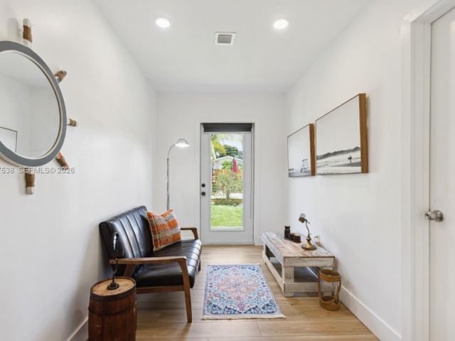 Home for rent at 1512 NW 4th Ave - photo 7483003