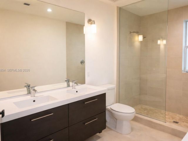 Home for rent at 640 NE 71st St - photo 7503724