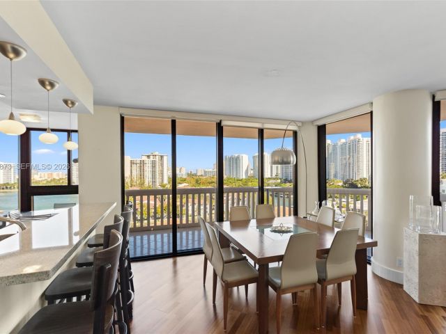 Apartment for rent  Unit #1209 - photo 7487668